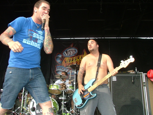 Photos: New Found Glory - Warped Tour 2007 | Stars and Scars